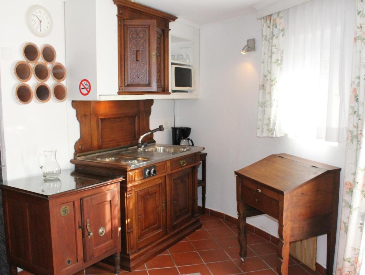 Barony Le Pergole Holiday Apartments لوغانو المظهر الخارجي الصورة