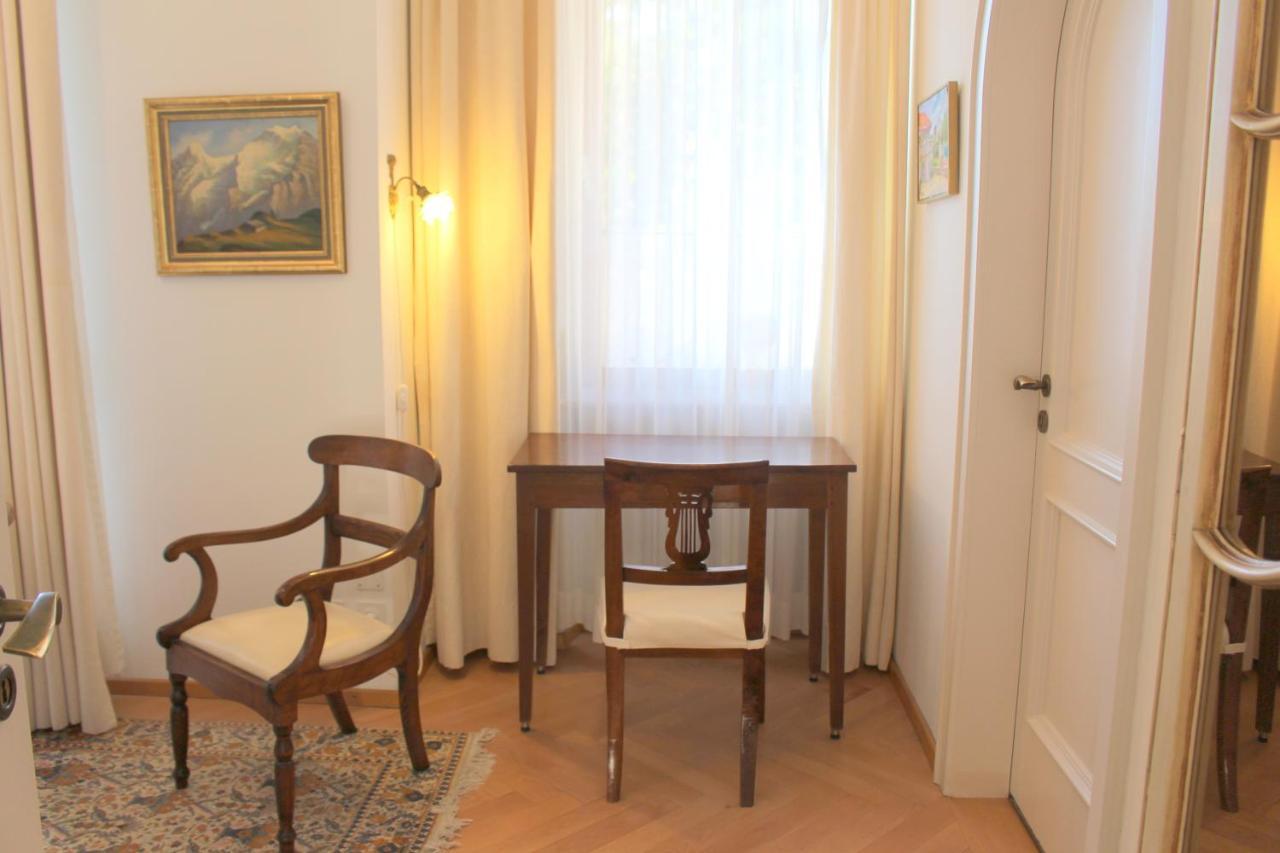 Barony Le Pergole Holiday Apartments لوغانو المظهر الخارجي الصورة
